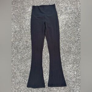 Black LuLu Lemon flare leggings women’s size 6